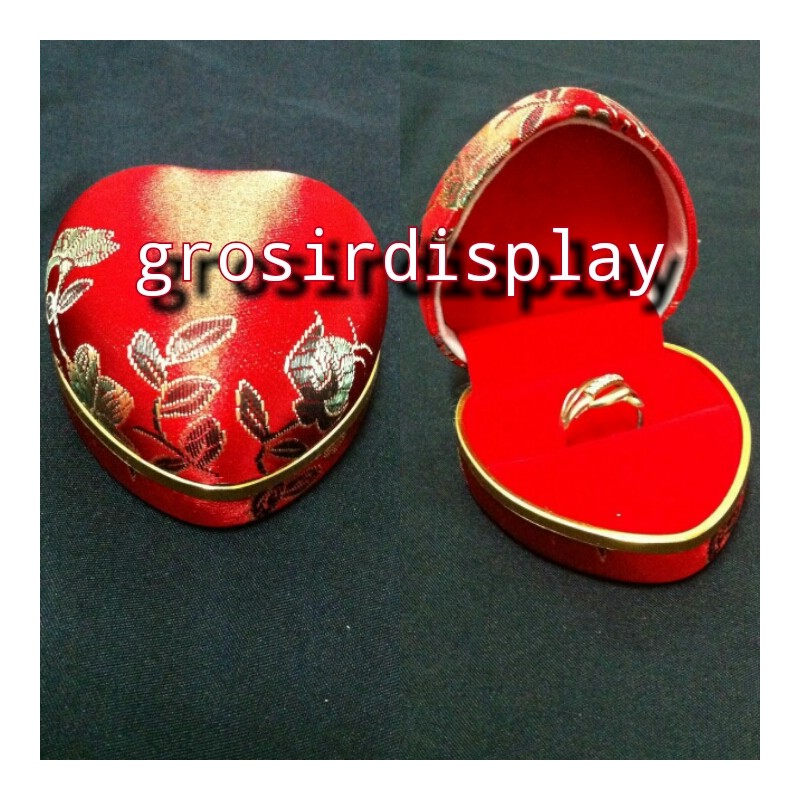 kotak display cincin besar bentuk motif bunga perlengkapan seserahan lamaran sangjit kotak display cincin besar bentuk motif bunga perlengkapan seserahan lamaran sangjit