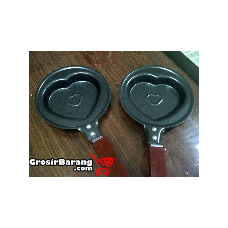teflon serbaguna motif hati penggorengan telur kue coklat teflon serbaguna motif hati penggorengan telur kue coklat