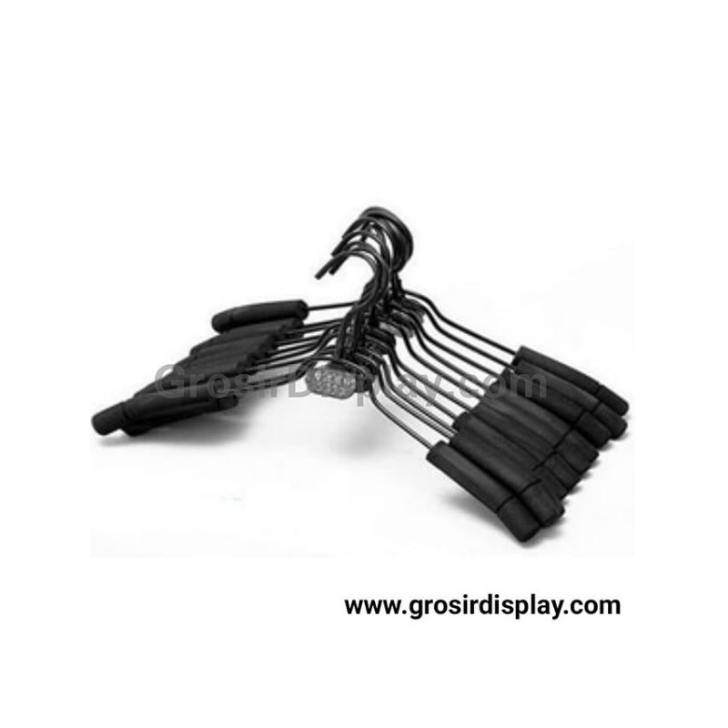 Hanger busa