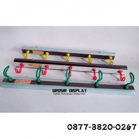 Jual Perlengkapan Toko Gantungan Baju Kayu